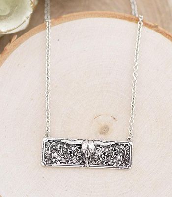 Desert Dreamer Tooled Longhorn Bar Necklace